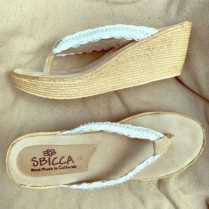 White summer wedge with a little sparkle;)